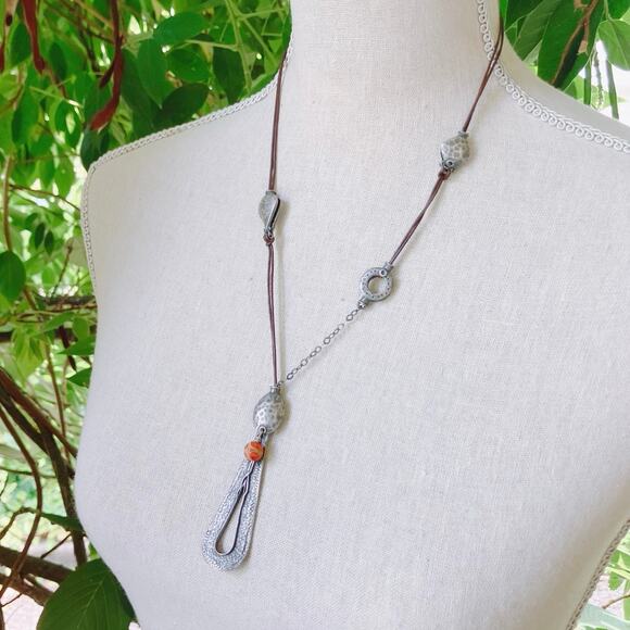 VTG Signed Silpada N1950 925 Sterling Silver Leather Teardrop Pendant Necklace - Picture 6 of 11